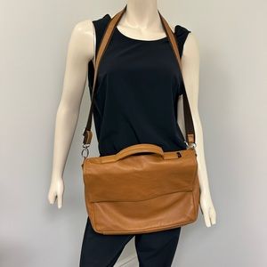 Frank & Oak Genuine Leather Messenger Bag